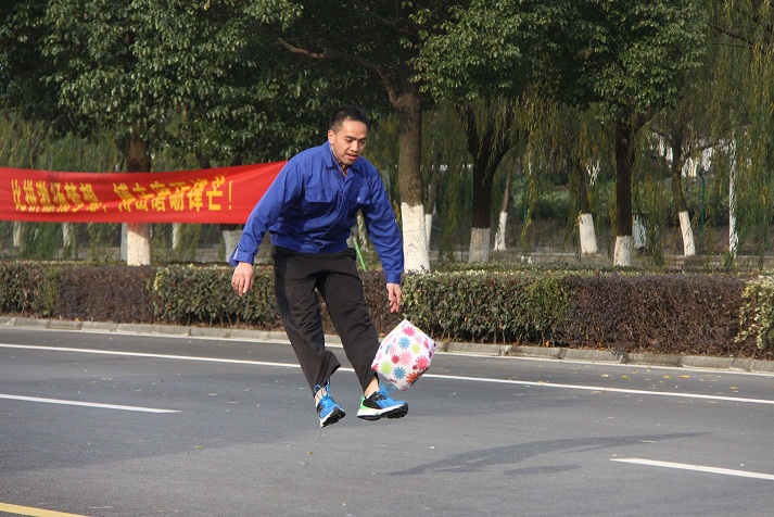 奔跑吧 兄弟！—記通鼎集團第八屆“慶元旦、共健身”冬季長跑比賽